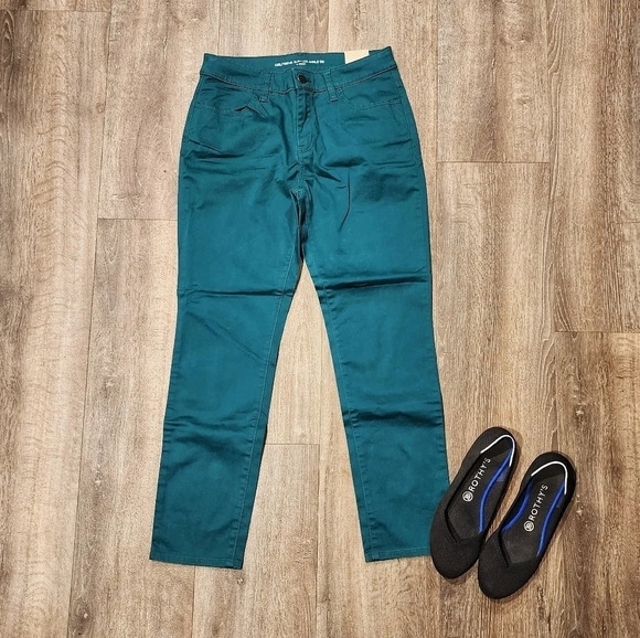 *NWT* Chico's Girlfriend Slim Leg Ankle Pant - Picture 2 of 6